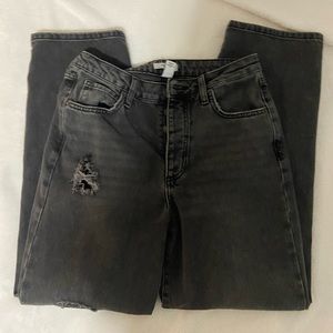 Black Straight Legged Baggy Jeans